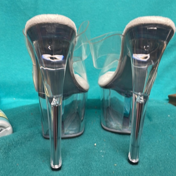 NWOT 7” Pleaser Clear Strap Stiletto Platform Heels, Black, size 6 - Picture 2 of 6